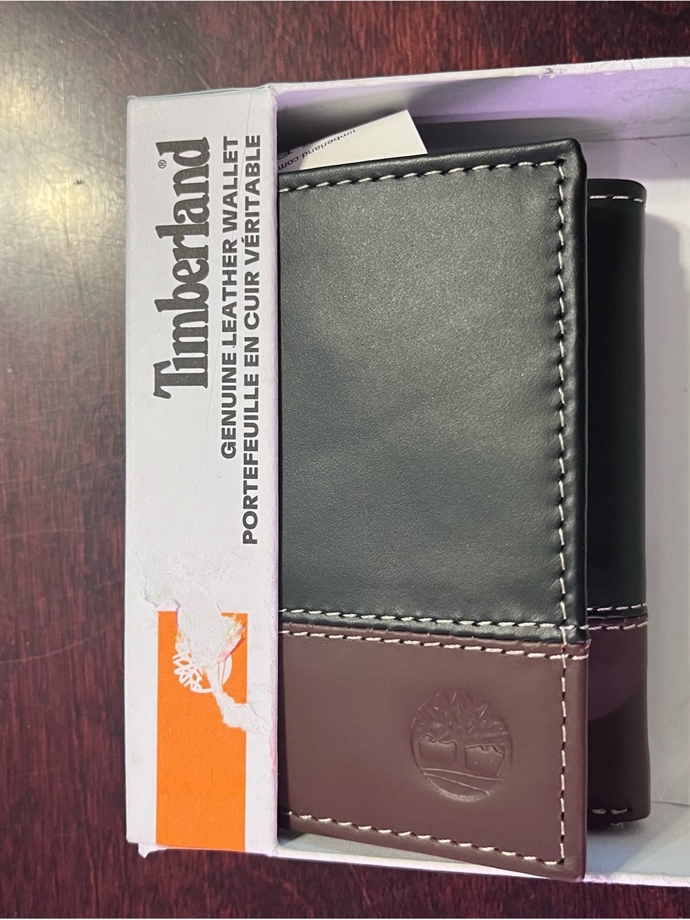 Timberland Black and Brown Leather Card Holder with Contrast Stitching